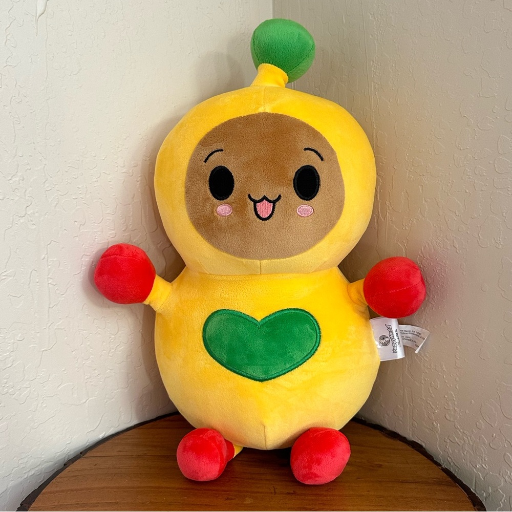 Happy World by Friends With You “Peanut Butter” Heart Plush